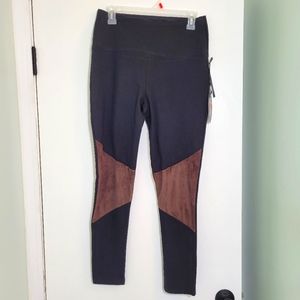 NWT Athena Marie leggings Sz L